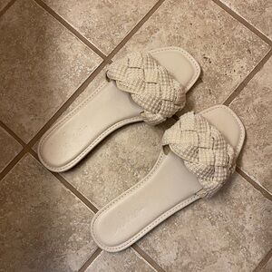 Avalon Ivory Pearl Braided Flat Slide Sandals, size 8, Lulus